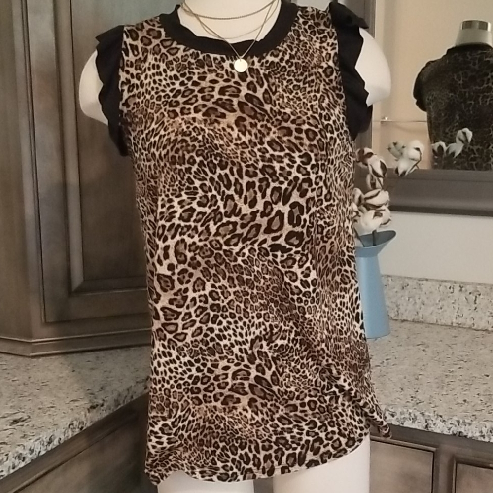 Animal print top